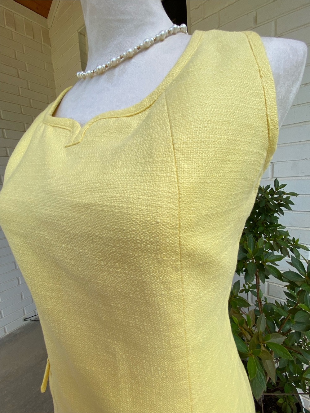 NWT size 12 Talbots Yellow Sleeveless Shift Dress with Patch Pockets and Bows - Picture 3 of 14
